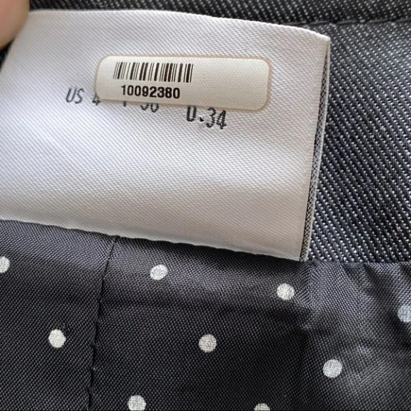 AKRIS PUNTO - Wool & Flax Blazer in Grey Polkadot - Picture 5 of 7